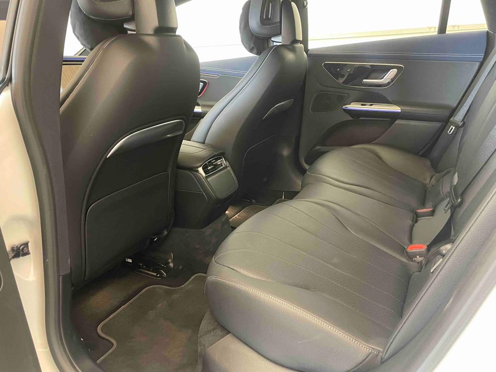 Mercedes-Benz EQE 2025 модификация EQE 500 4MATIC Deluxe Edition – фото 14