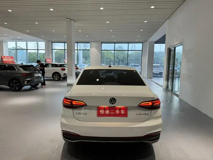 Volkswagen Lavida 2024 Model 1.5L Automatic Manyi Edition – фото 4