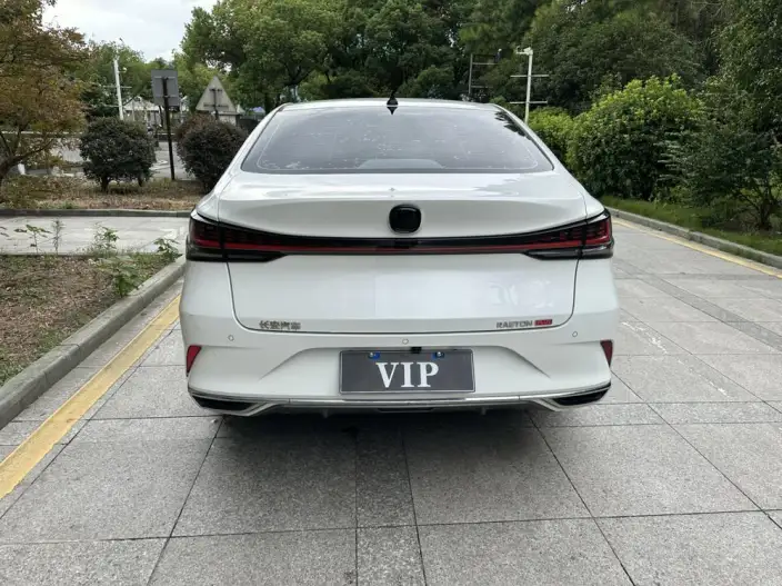 Ruicheng Plus 2023 Model 1.5T DCT Luxury Model – фото 5