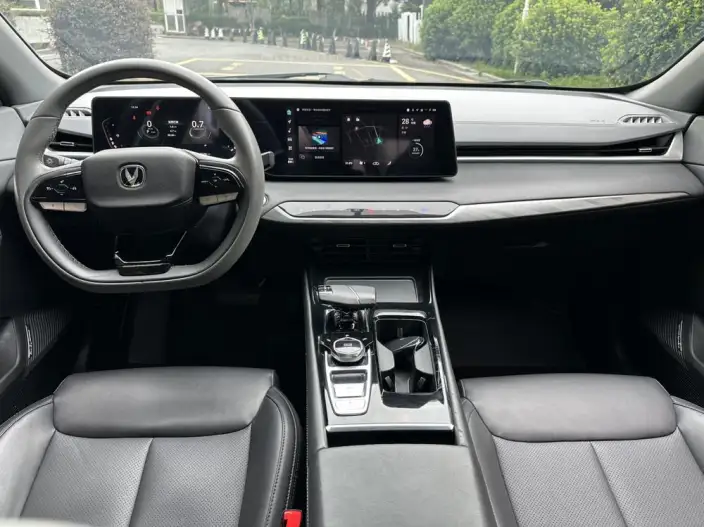 Ruicheng Plus 2023 Model 1.5T DCT Luxury Model – фото 9