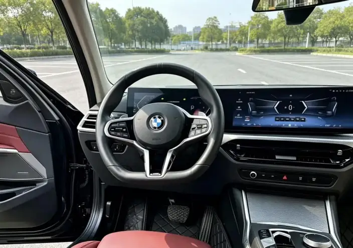 BMW 3 Series 2025 Model 330Li M Sports Night Set – фото 8