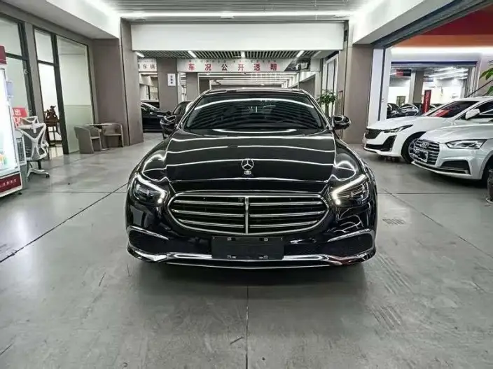 Mercedes-Benz E-Class 2023 Model E 300 L Fashion Model sedan – фото 2