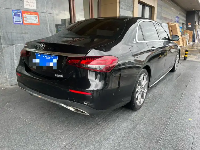 Mercedes-Benz E-Class 2022 Model E 300 L Luxury Model Sports sedan – фото 6