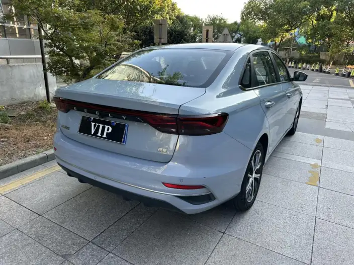 Geely Emgrand 2023 Model No. 4 Gen Champion Edition 1.5L CVT Luxury Model – фото 6