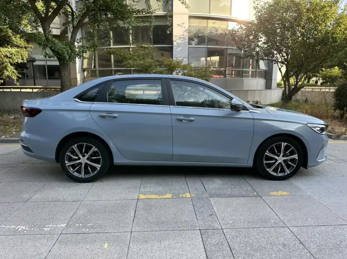Geely Emgrand 2023 Model No. 4 Gen Champion Edition 1.5L CVT Luxury Model – фото 7