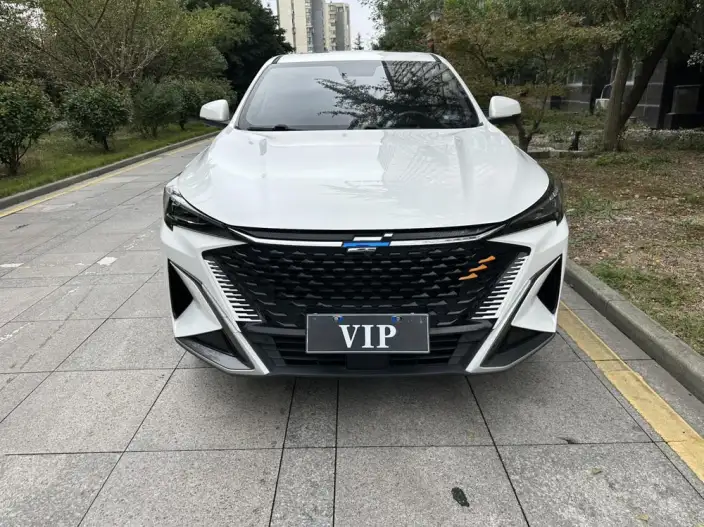 Changan Auchan X5 PLUS 2023 Model 1.5T DCT Pioneer Model – фото 2