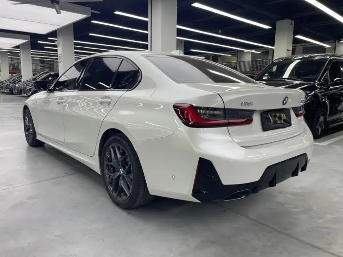 BMW 3 Series 2025 Model 330Li M Sports Night Set – фото 4