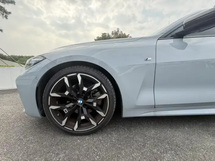 BMW 4 Series 2024 Model 430i M Sports Night Set – фото 8