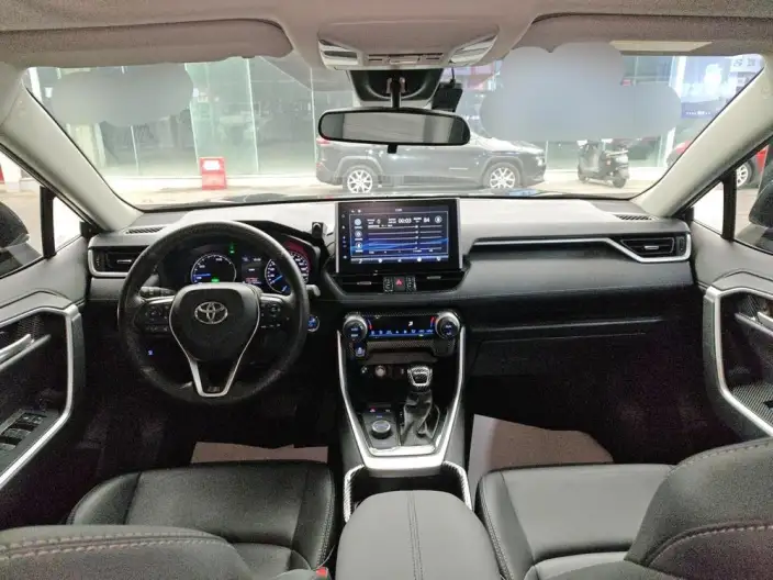 Toyota Wildlander 2022 Model Hybrid 2.5L 4WD Luxury PLUS Edition – фото 6