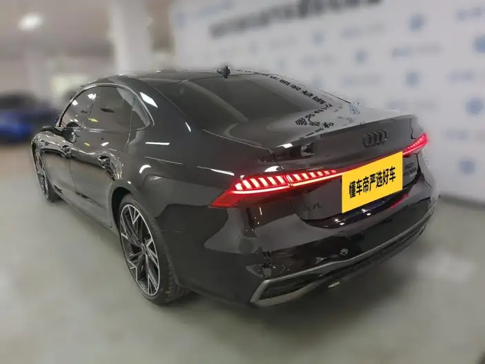 Audi A7 L 2024 Model 45 TFSI quattro Black Samurai Edition – фото 3
