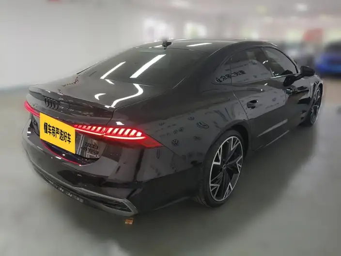 Audi A7 L 2024 Model 45 TFSI quattro Black Samurai Edition – фото 4