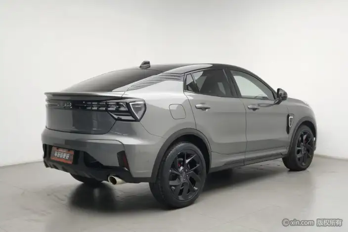 Lynk & Co 05 2022 Model 2.0TD 2WD Shine Halo