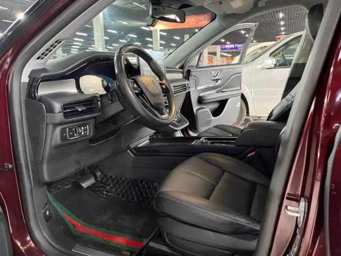 Lincoln Corsair 2022 Model 2.0T 2WD MONO Limited edition – фото 9
