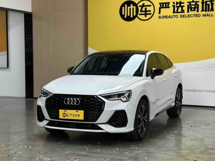AUDI Q3 Sportback 2022 Model 40 TFSI Fashion Model – фото 1