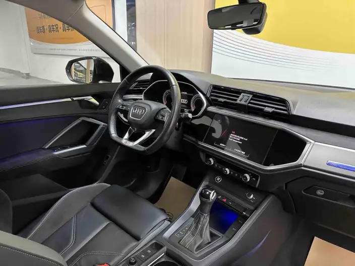 AUDI Q3 Sportback 2022 Model 40 TFSI Fashion Model – фото 9