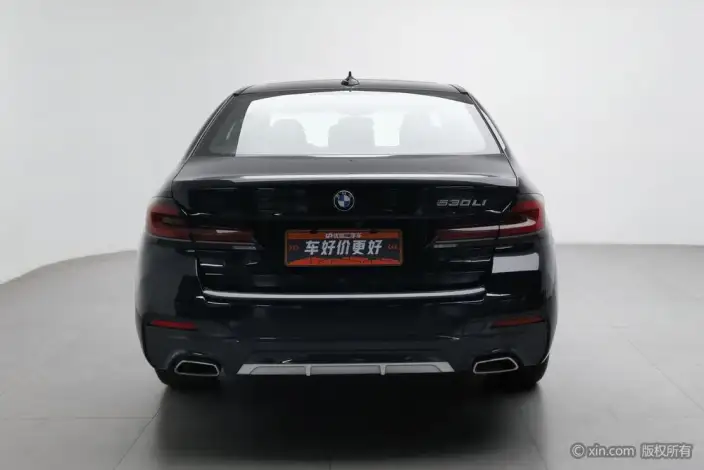 BMW 5 Series 2023 Model 530Li Leading Model M Sports Set – фото 3