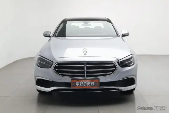 Mercedes-Benz E-Class 2022 Model Facelift II E 260 L sedan – фото 2