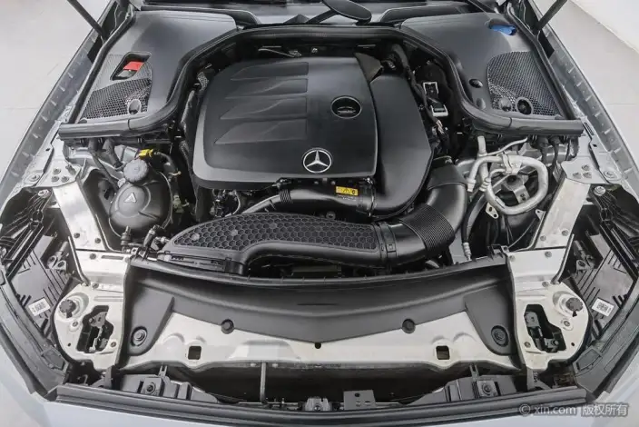 Mercedes-Benz E-Class 2022 Model Facelift II E 260 L sedan – фото 5