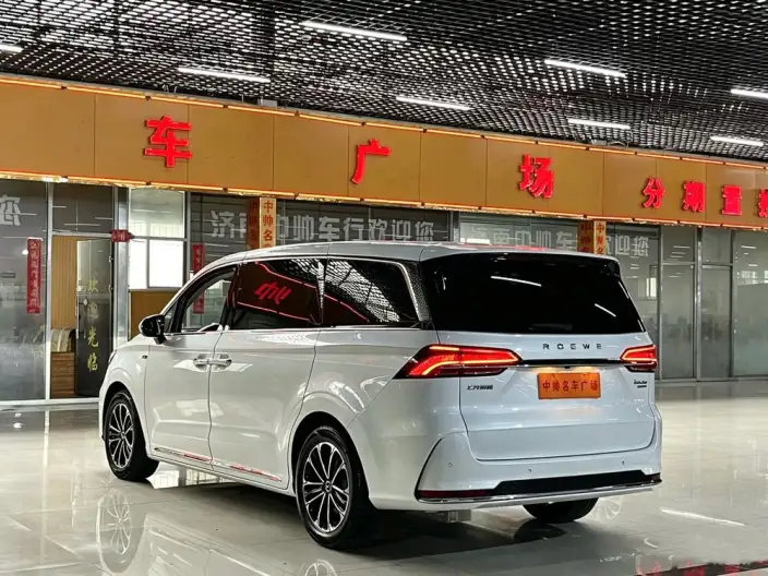 Roewe iMAX8 2023 Model 400TGI Comfort Edition
