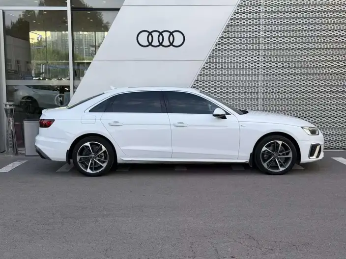 Audi A4 L 2024 Model 40 TFSI Fashion Dynamic Model – фото 6