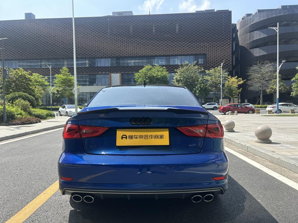 Audi S3 2015 модификация S3 2.0T Limousine – фото 6