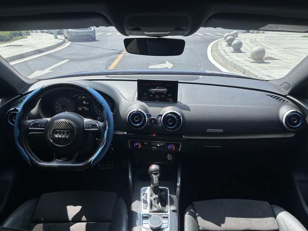 Audi S3 2015 модификация S3 2.0T Limousine – фото 13