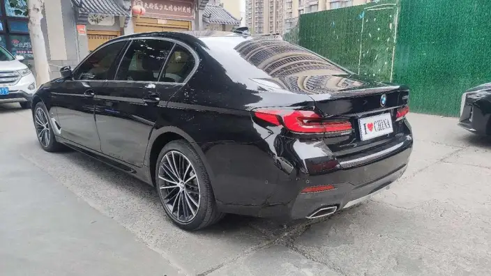 BMW 5 Series 2023 Model Facelift 530Li Leading Model M Sports Set – фото 4