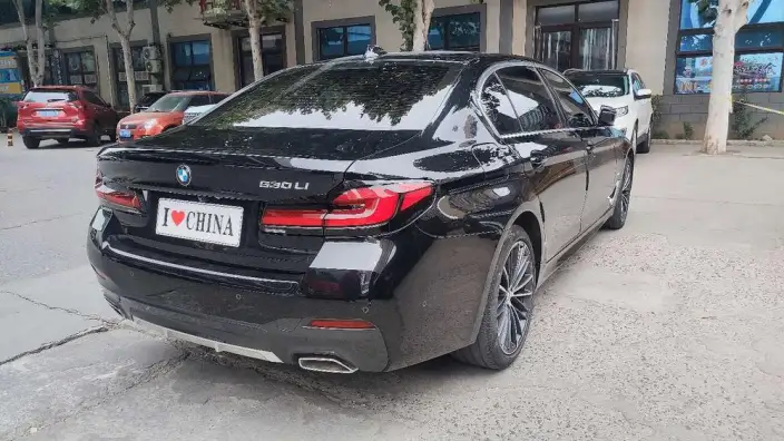 BMW 5 Series 2023 Model Facelift 530Li Leading Model M Sports Set – фото 6