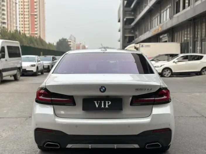 BMW 5 Series 2023 Model 530Li Leading Model M Sports Set – фото 5