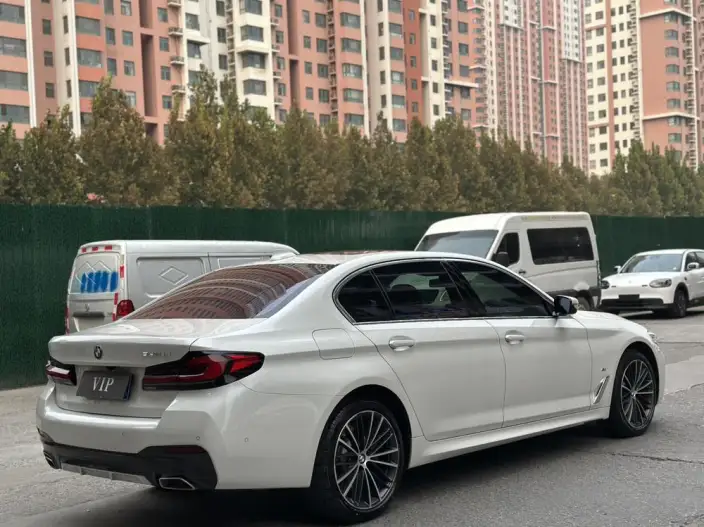 BMW 5 Series 2023 Model 530Li Leading Model M Sports Set – фото 6
