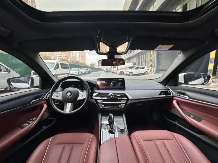 BMW 5 Series 2023 Model 530Li Leading Model M Sports Set – фото 8