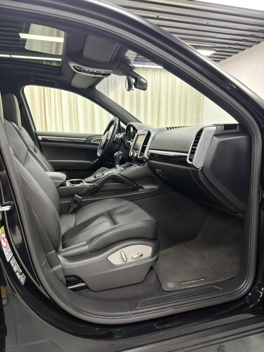 Porsche Cayenne 2011 Cayenne 3.0T – фото 19