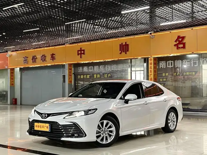 Toyota Camry 2023 Model 2.0GVP Leading version – фото 1