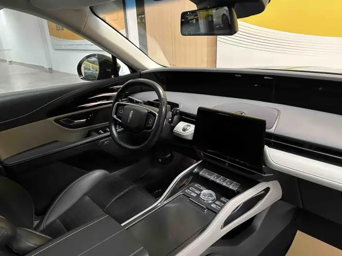 Nautilus 2023 Model 2.0T 4WD Exclusive Edition – фото 9