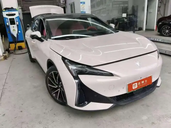 Arcfox α-S 5 2024 Model 560MAX 185kW