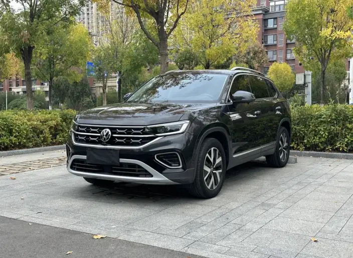 Volkswagen Tayron 2023 Model 280TSI 2WD Luxury Plus Advanced version – фото 1