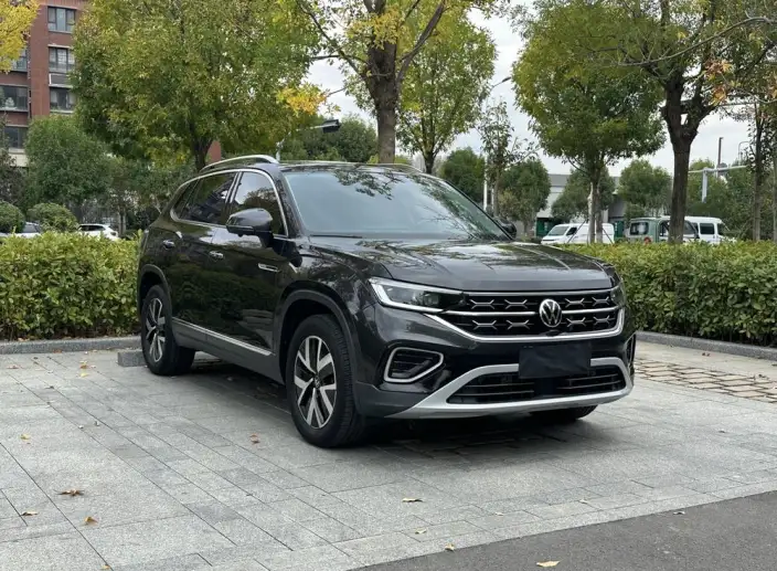 Volkswagen Tayron 2023 Model 280TSI 2WD Luxury Plus Advanced version – фото 3