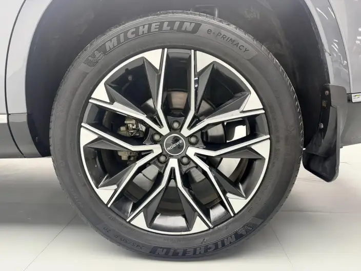 Roewe RX9 2023 Model 2.0TGI 2WD Enjoy the version more – фото 9