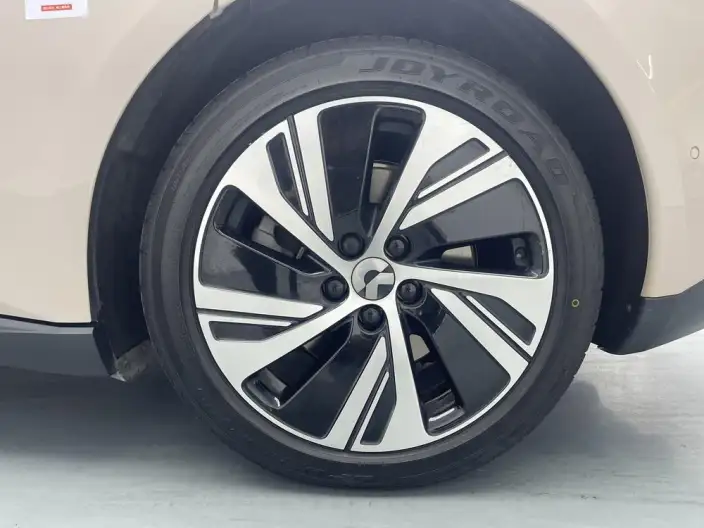 NIO ET5 2022 Model 75kWh – фото 9