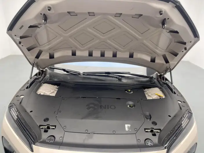 NIO ET5 2022 Model 75kWh – фото 10