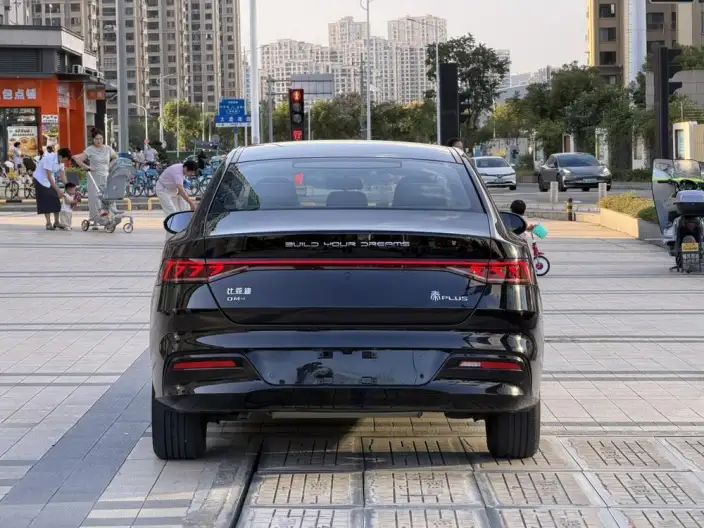 BYD Qin PLUS DM 2023 Model DM-i Champion Edition 55KM Leading Model – фото 5