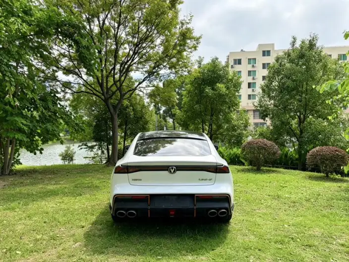 Changan UNI-V 2023 Model 1.5T Sports Edition – фото 5