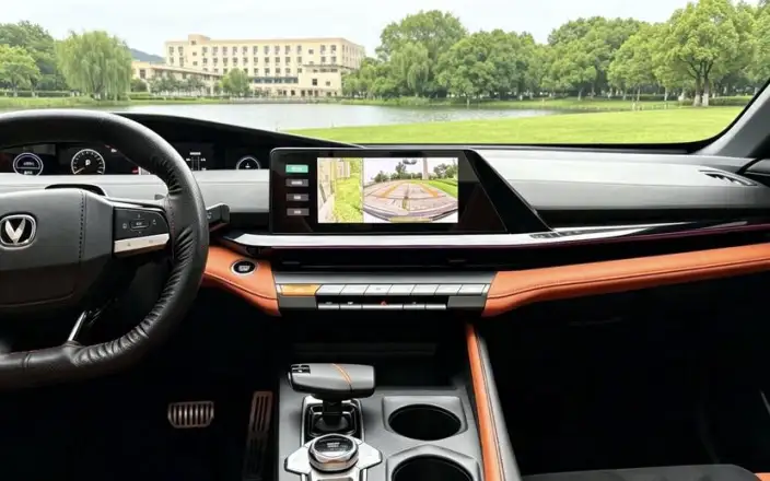 Changan UNI-V 2023 Model 1.5T Sports Edition – фото 8