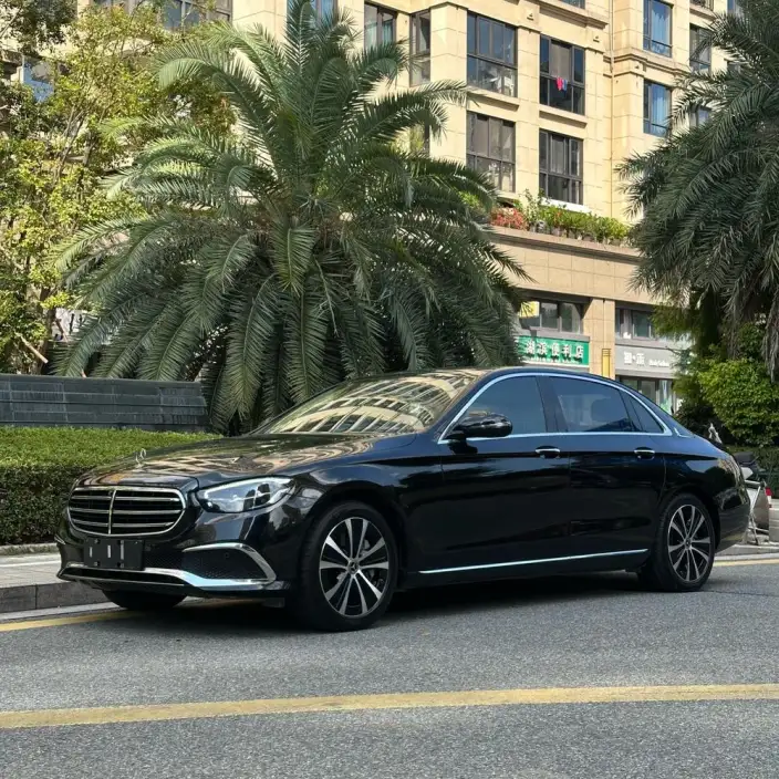 Mercedes-Benz E-Class PHEV 2022 Model Facelift E 350 e L Sports sedan – фото 1