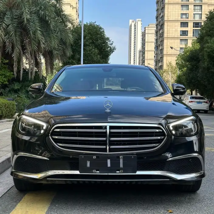 Mercedes-Benz E-Class PHEV 2022 Model Facelift E 350 e L Sports sedan – фото 2