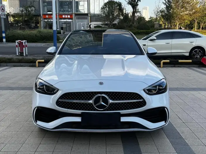 Mercedes-Benz C-Class 2024 Model C 260 L Sports Edition – фото 2