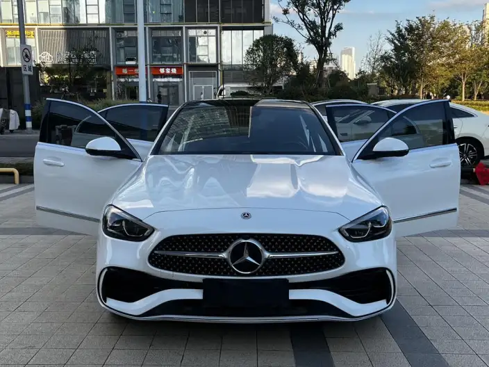 Mercedes-Benz C-Class 2024 Model C 260 L Sports Edition – фото 10