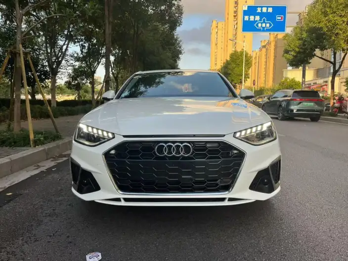 Audi A4 L 2022 Model 40 TFSI Fashion Dynamic Model – фото 2