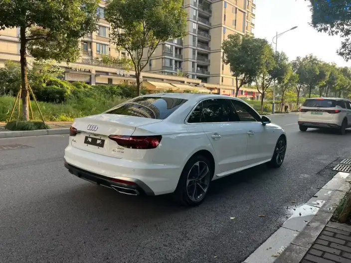 Audi A4 L 2022 Model 40 TFSI Fashion Dynamic Model – фото 6