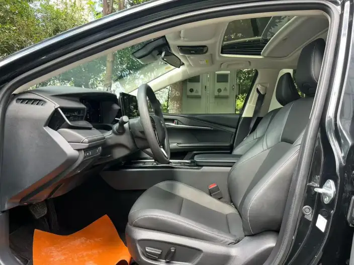 Toyota Camry 2024 Model 2.0E Elite Edition – фото 8